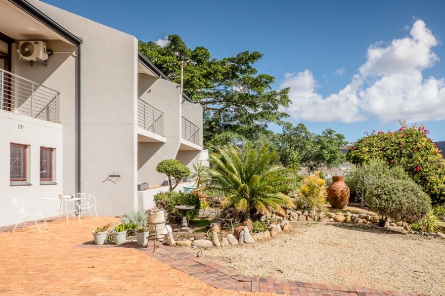 4 Bedroom Property for Sale in Britannica Heights Western Cape